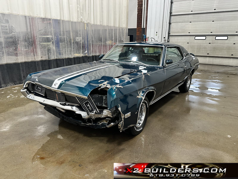 1969 Mercury Cougar XR7